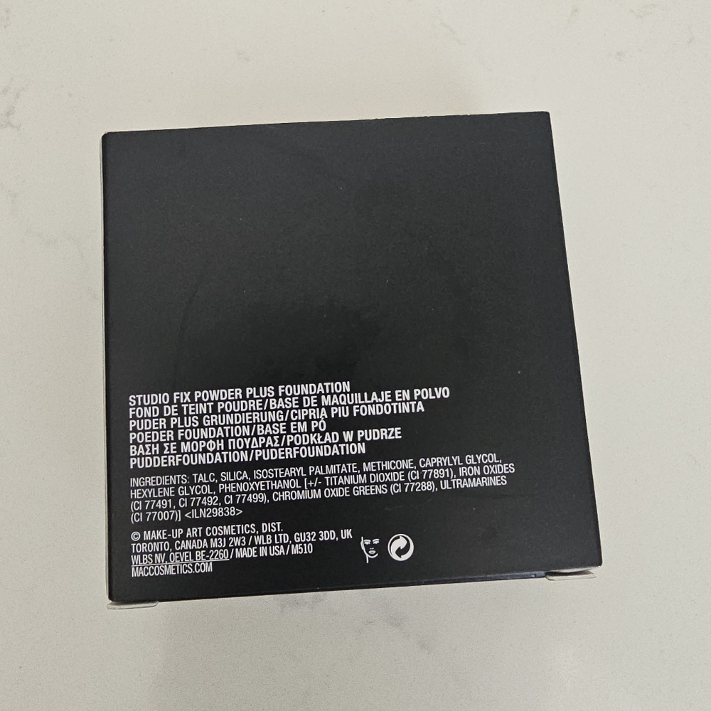 NIB MAC NW44 Studio Fix Powder Plus Foundation - Picture 3 of 4